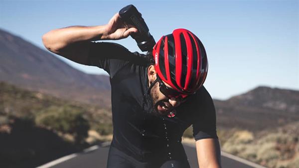 Abus Airbreaker racerhjelm til landevej