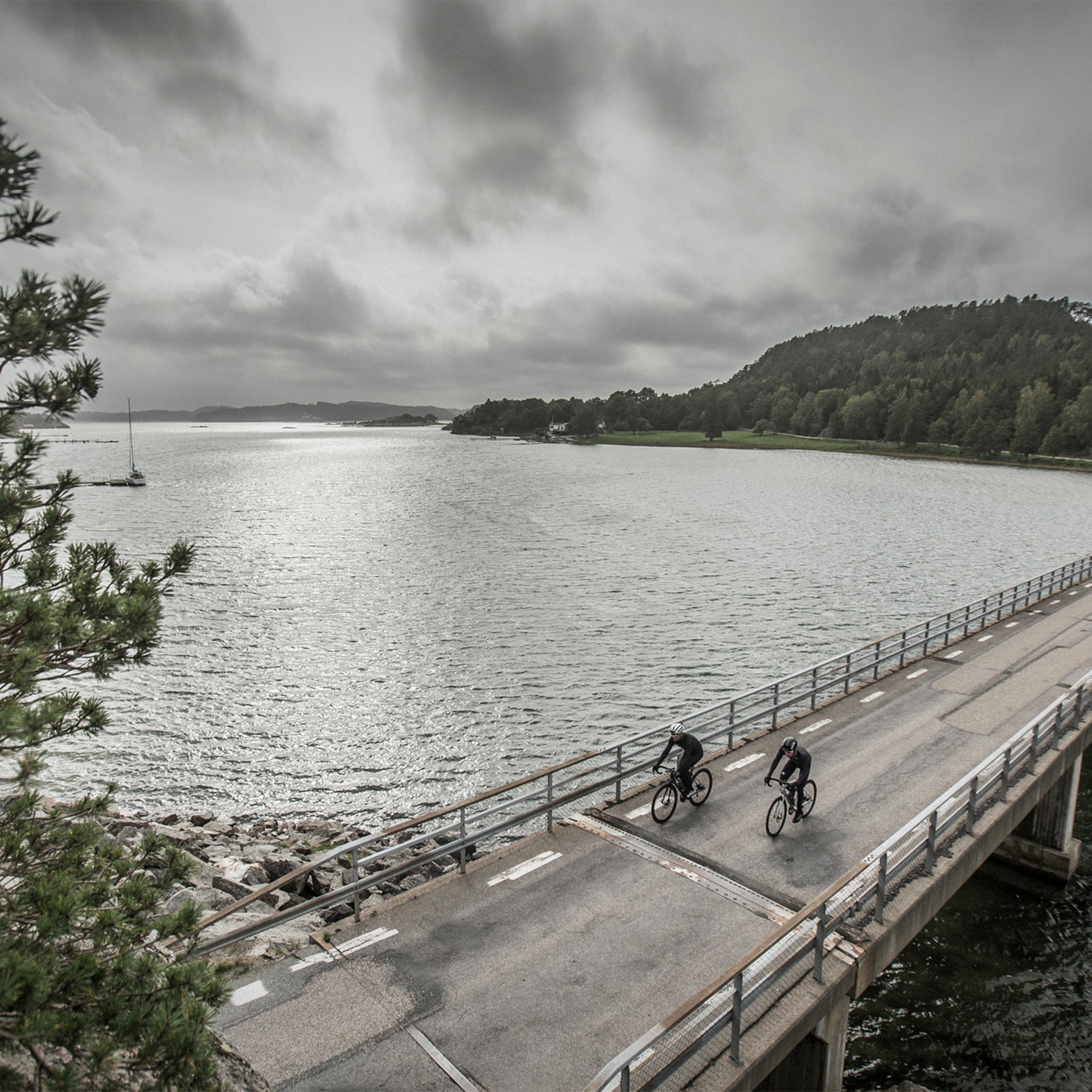 Gripgrab Skull Cap Windster | sort vindtæt cykelhue